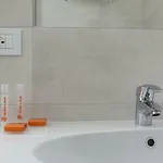 Simi Lan Szálloda 3*