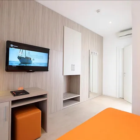 Hotel Simi Lan 3*