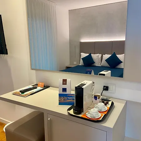 Hotel Simi Lan 3*
