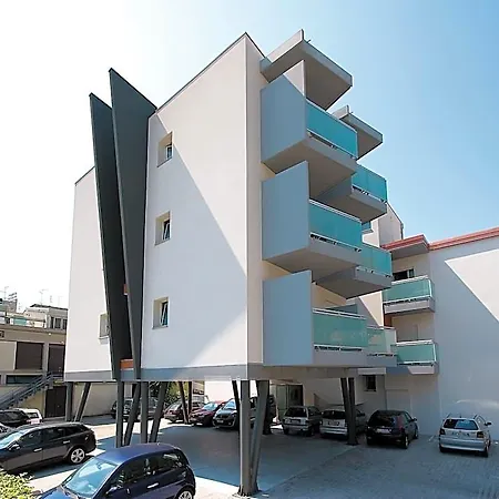 Simi Lan Otel