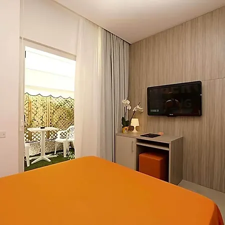 Simi Lan Hotel 3*
